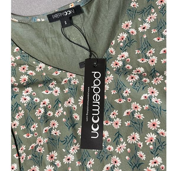 NWT Paper Moon Ellie Floral Blouse Size Small Mixed Material Button Back Style - Picture 3 of 14